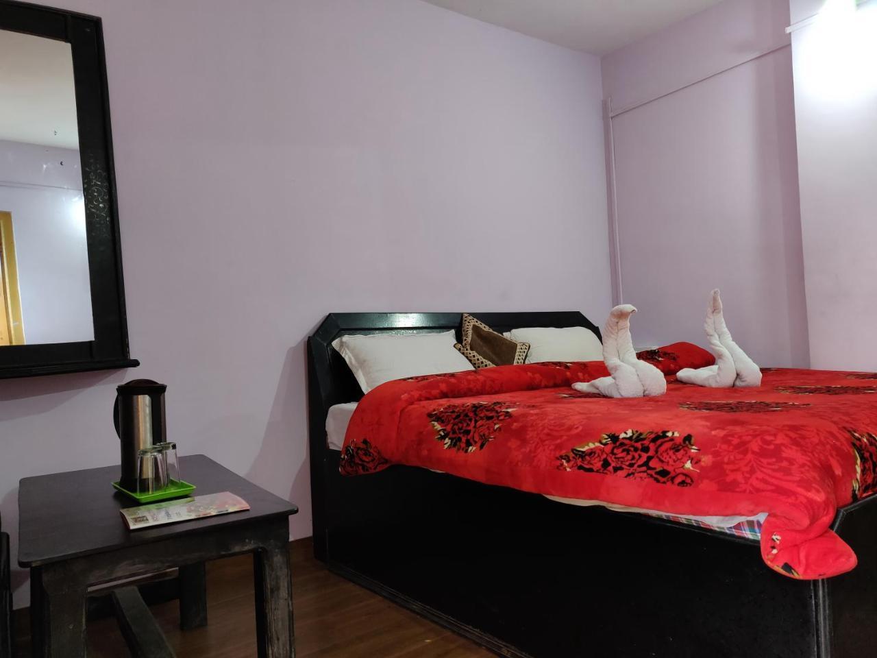 Hotel Rl Dreamland Kud 외부 사진